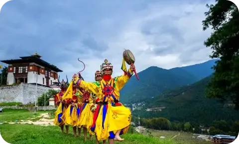 traverse bumthang, punakha, phobjikha, thimphu, & paro